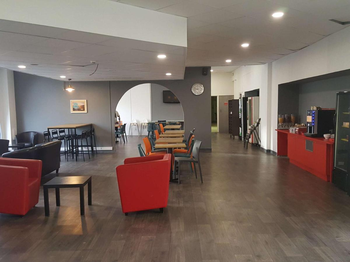Hotelf1 Cergy Εξωτερικό φωτογραφία